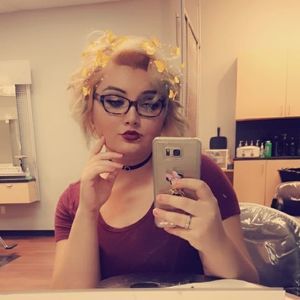 Meet your Posher, Hailey